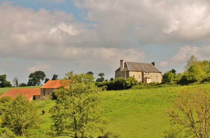 La Commune - Saint-Paul-du-Vernay