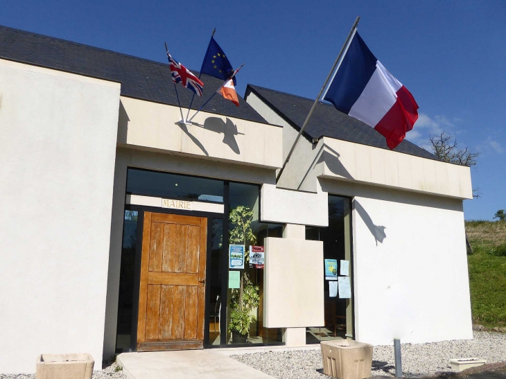 La mairie actuelle - Saint-Vaast-en-Auge