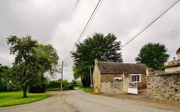 Le Village - Sainte-Honorine-de-Ducy