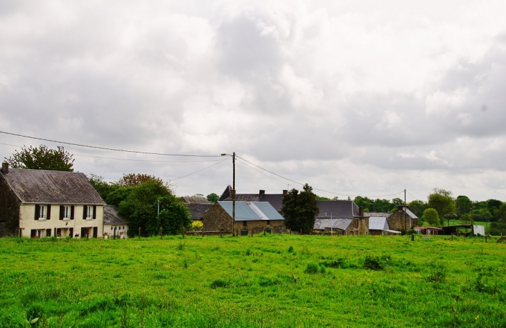 Le Village - Sainte-Honorine-de-Ducy