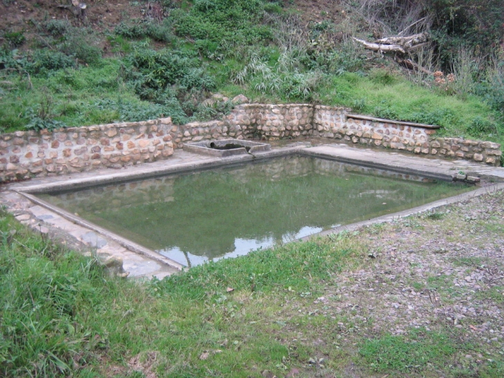 Le lavoir du mesnil - Tournebu