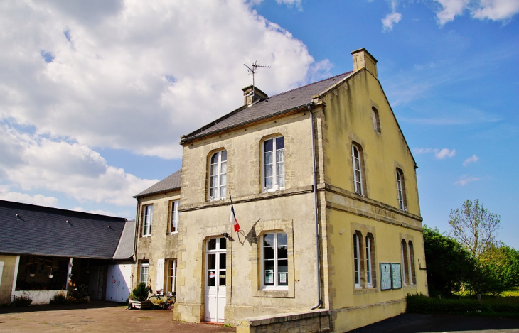 La Mairie - Tracy-sur-Mer