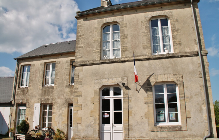 La Mairie - Tracy-sur-Mer