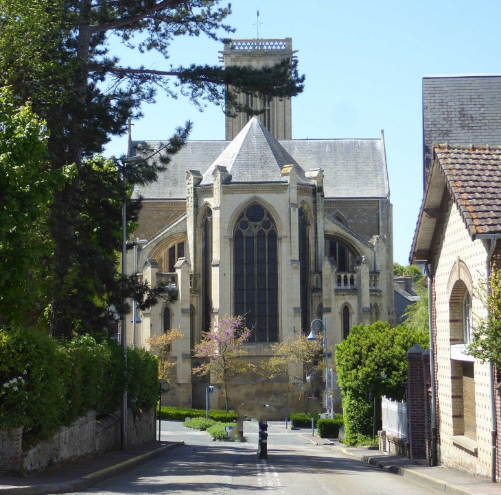 Vers l'église - Villers-sur-Mer