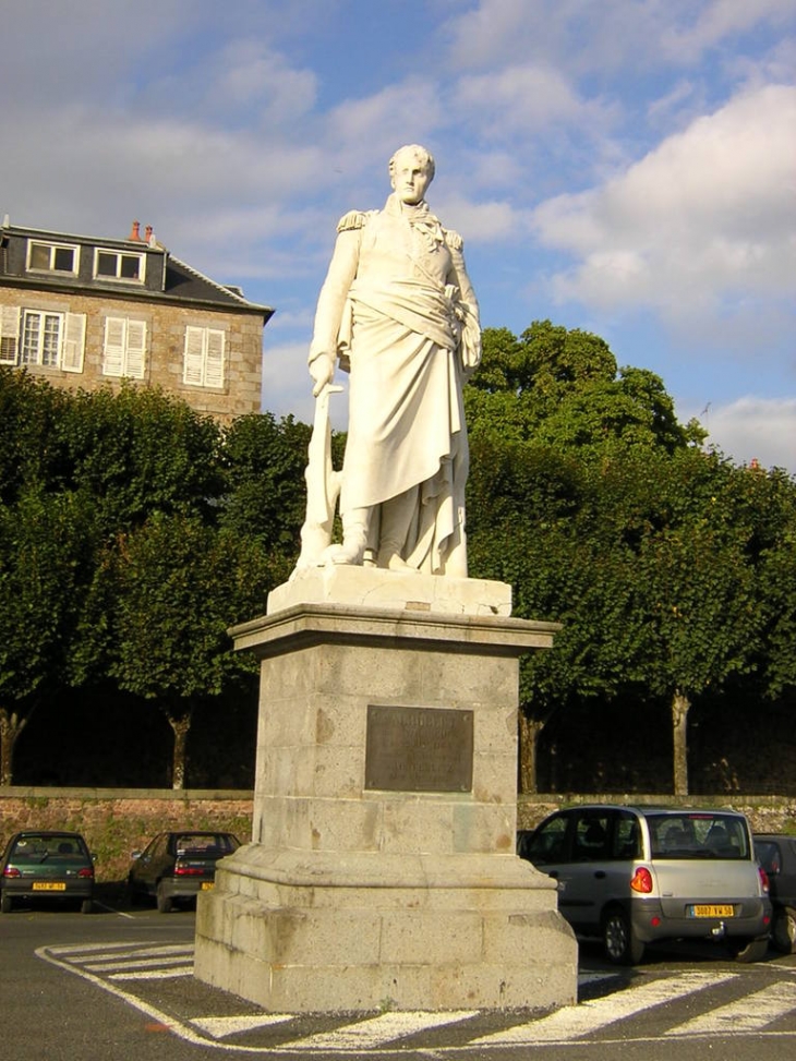Statue Général Valhubert - Avranches