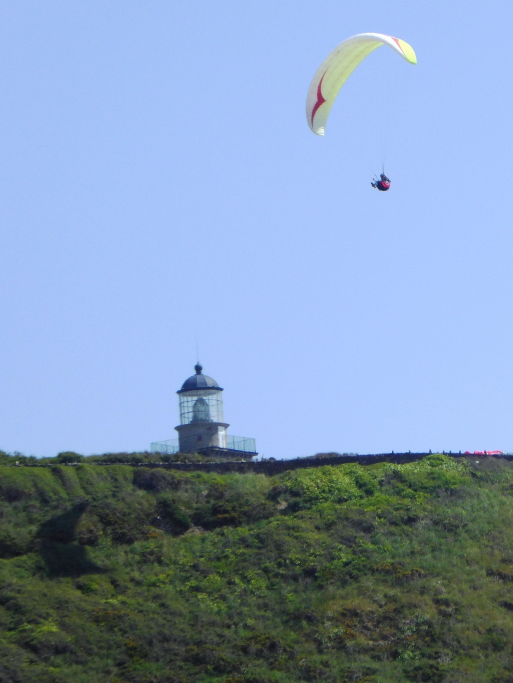 Parapente sur le cap - Barneville-Carteret