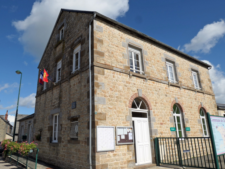 La mairie - Céaux