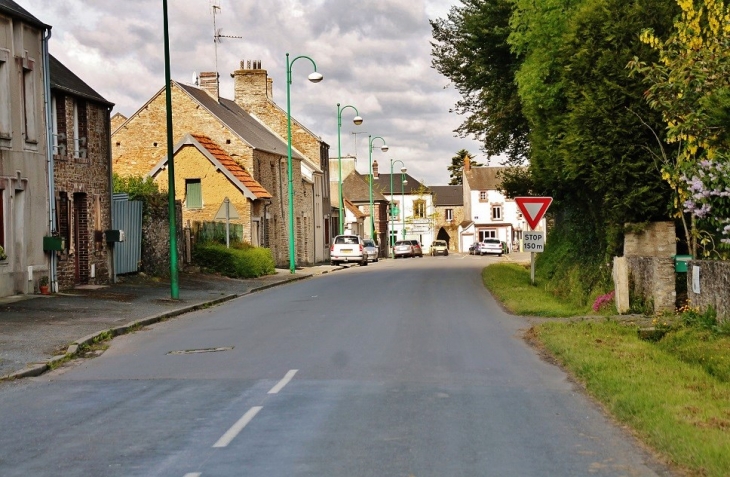 La Commune - Cerisy-la-Forêt