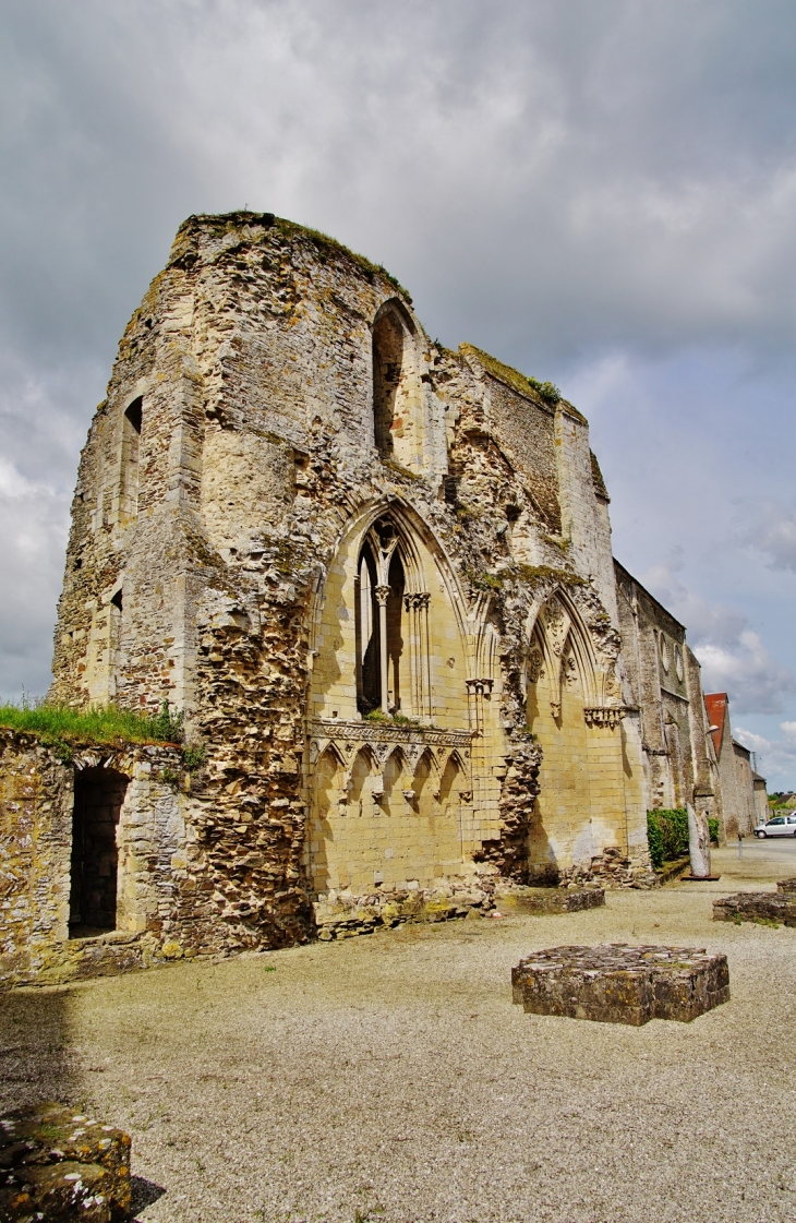 L'Abbaye  - Cerisy-la-Forêt