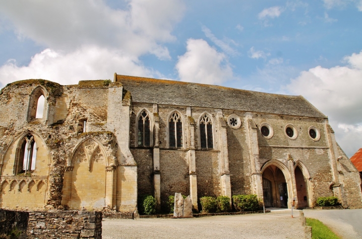 L'Abbaye  - Cerisy-la-Forêt