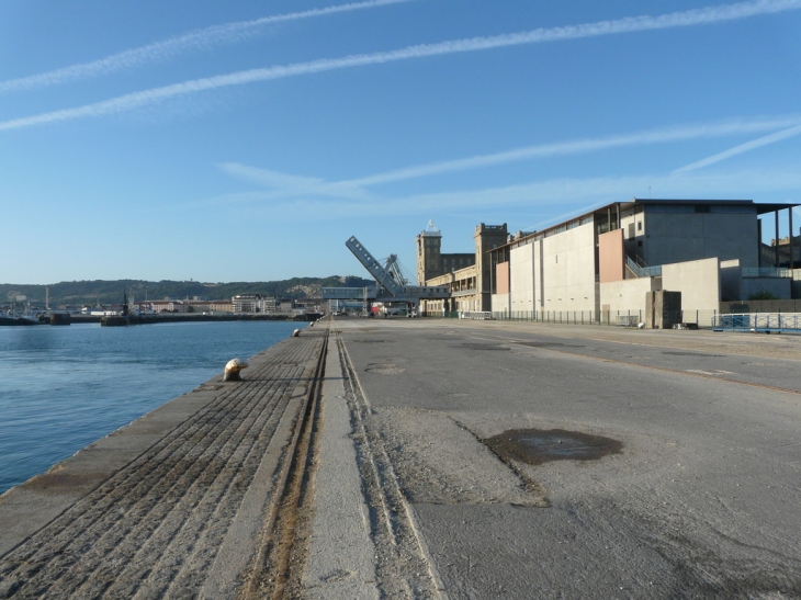 Quai de france (les passerelles) - Cherbourg-Octeville