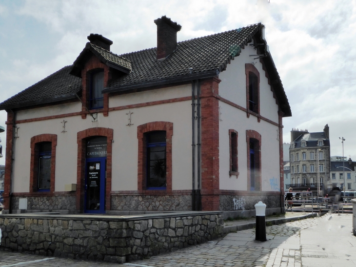 La capitainerie - Cherbourg-Octeville