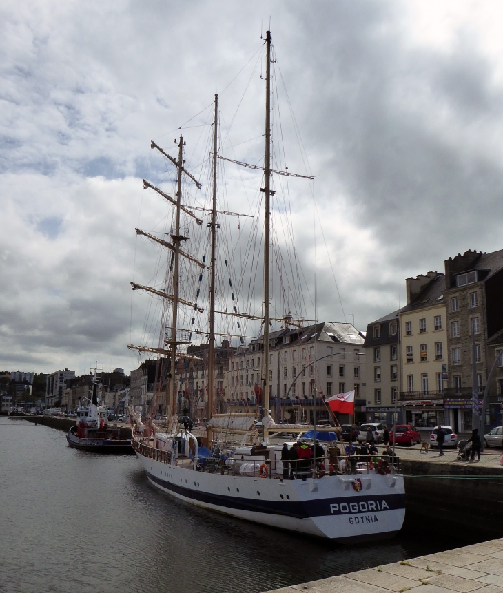 Trois Mâts à quai - Cherbourg-Octeville