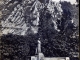 Monument aux Morts de la Guerre 14-18, vers 1950 (carte postale ancienne).