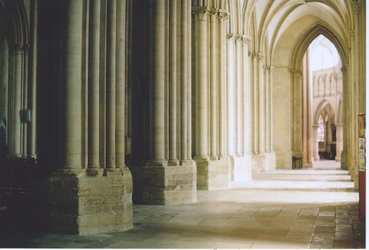 Allée droite - Coutances