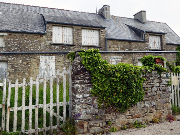 Maisons du village - Les Moitiers-d'Allonne