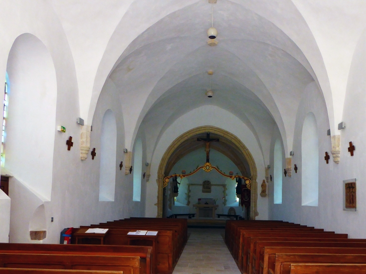 L'intérieur de l'église - Omonville-la-Petite