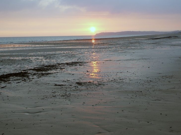 Coucher de soleil sur la plage - Portbail