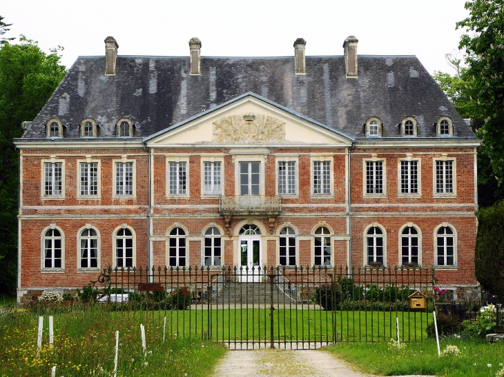 Le château - Prétot-Sainte-Suzanne