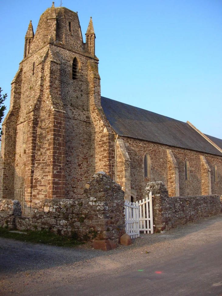 Eglise de REGNEVILLE sur MER - Regnéville-sur-Mer