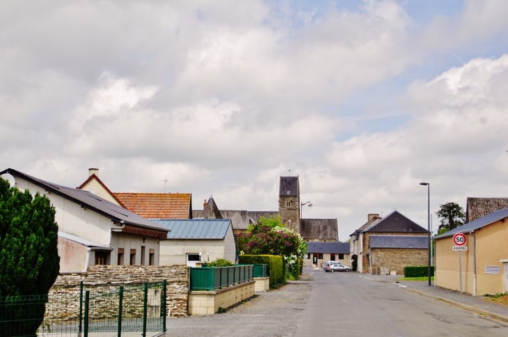Le Village - Saint-Clair-sur-l'Elle