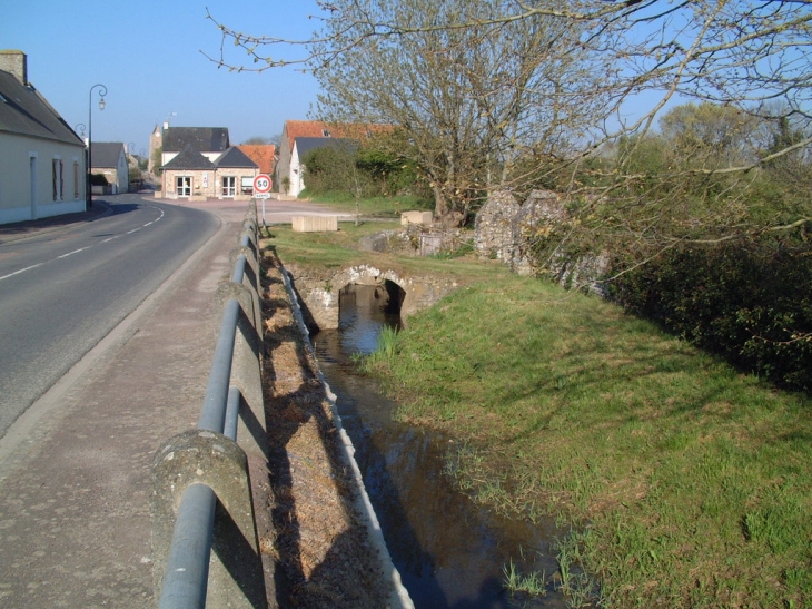 St Germain - Saint-Germain-sur-Ay