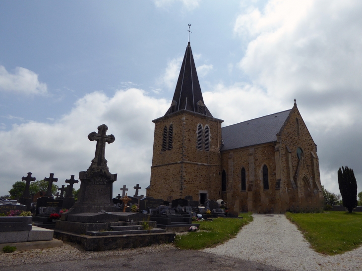 L'église - Saint-Pierre-d'Arthéglise