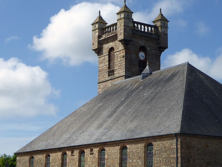 Le curieux clocher - Saint-Pierre-Église