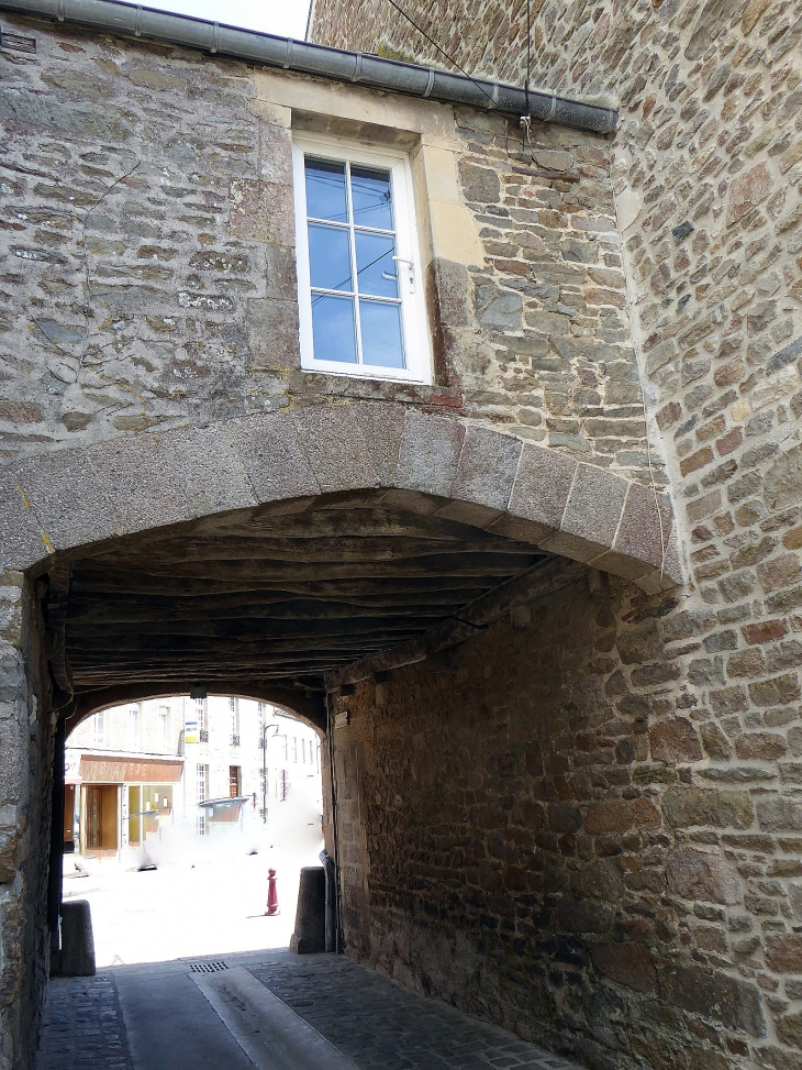 Passage vouté - Saint-Vaast-la-Hougue