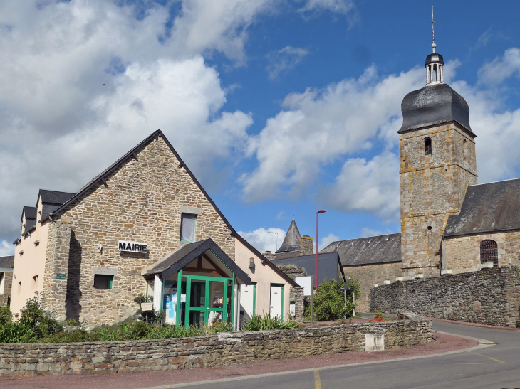 La mairie et l'église - Servon