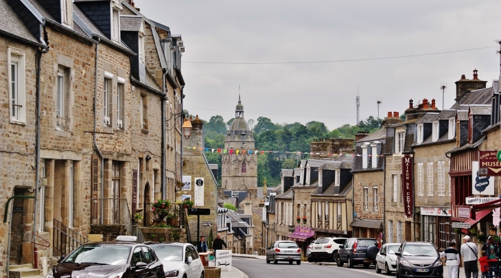  - Villedieu-les-Poêles