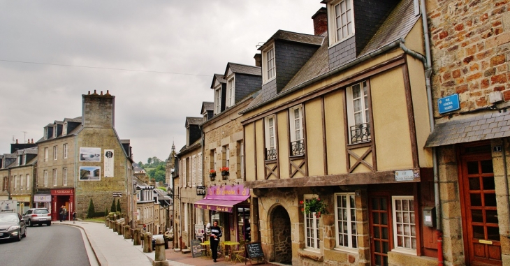  - Villedieu-les-Poêles