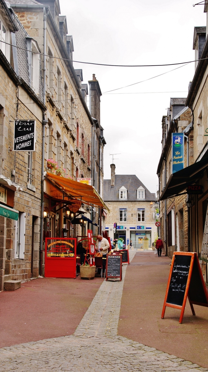  - Villedieu-les-Poêles