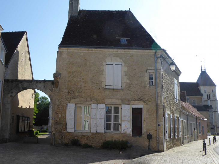 L'entrée du parc de la mairie - Ceton