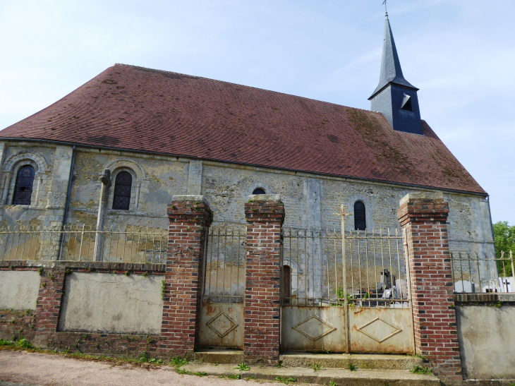 L'église - Champeaux-sur-Sarthe