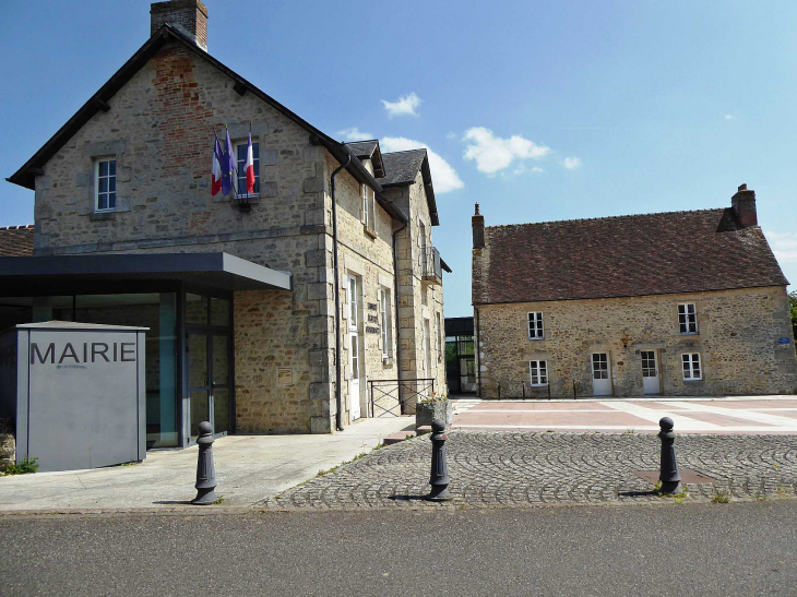 La mairie - Condé-sur-Sarthe