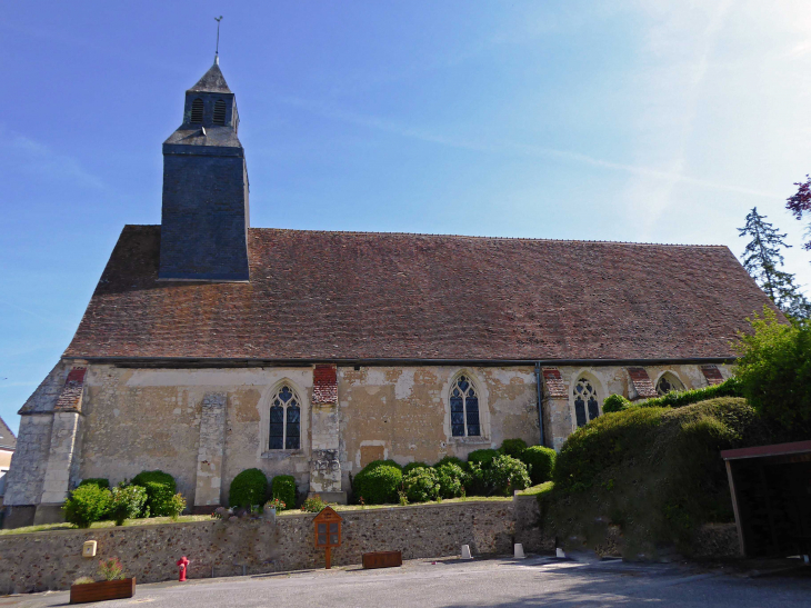 L'église - Coulonges-les-Sablons