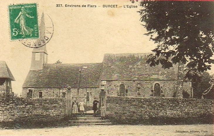 L'ancienne église avant 1900 - Durcet