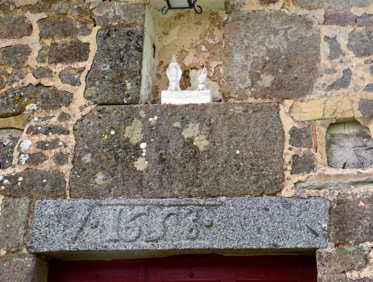 A la tour de bonvouloir - Juvigny-sous-Andaine