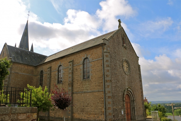 Eglise Notre Dame de l'Assomption du XIXe siècle - Juvigny-sous-Andaine