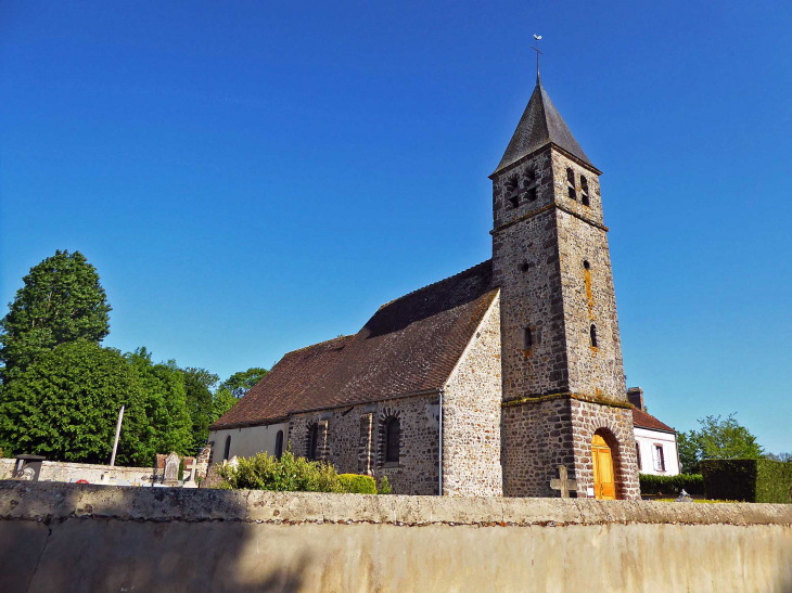 L'église - Le Pas-Saint-l'Homer