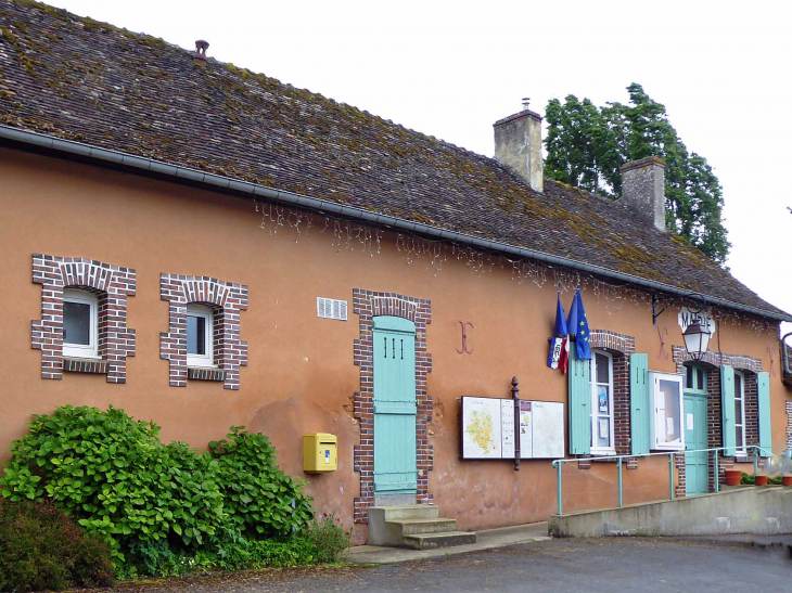 La mairie - Pouvrai