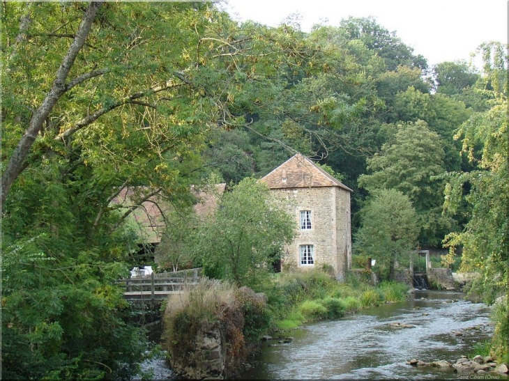 Le Moulin de Saint Céneri (Orne) - Saint-Céneri-le-Gérei