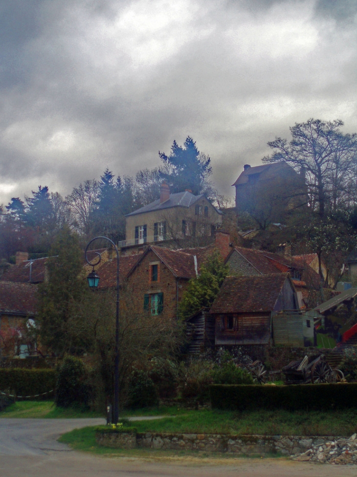 Avant l'orage. - Saint-Céneri-le-Gérei