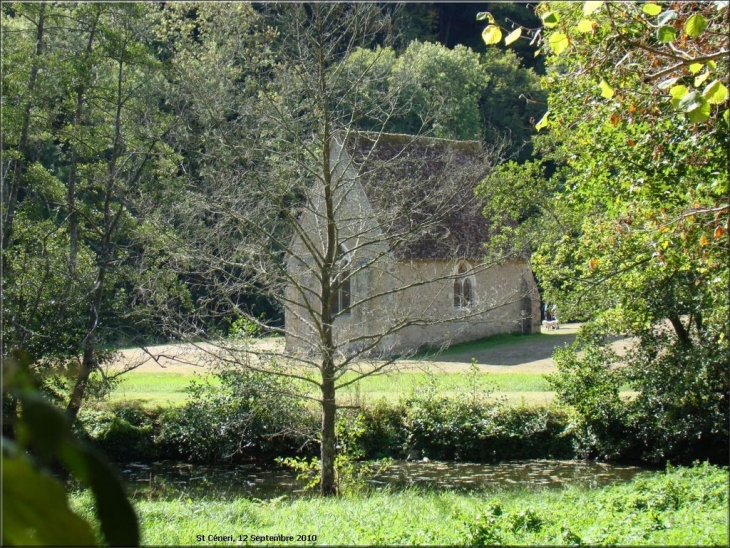 La Chapelle de St Céneri au bord de la Sarthe - Saint-Céneri-le-Gérei