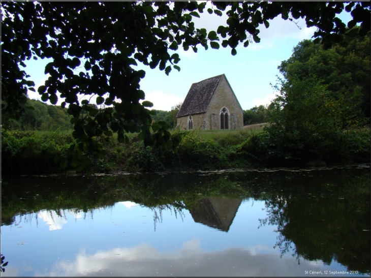 Sur les berges de la Sarthe à St Ceneri - Saint-Céneri-le-Gérei