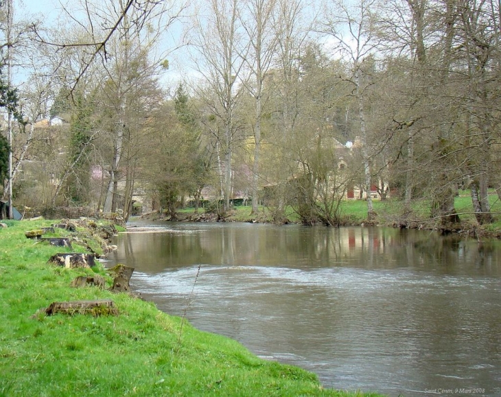 La Sarthe traversant Saint Céneri (Alpes Mancelles) - Saint-Céneri-le-Gérei