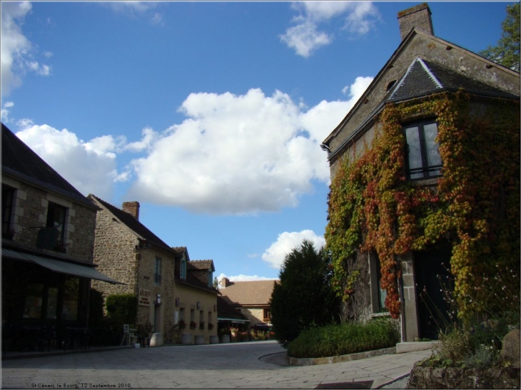 Au coeur du Village - Saint-Céneri-le-Gérei