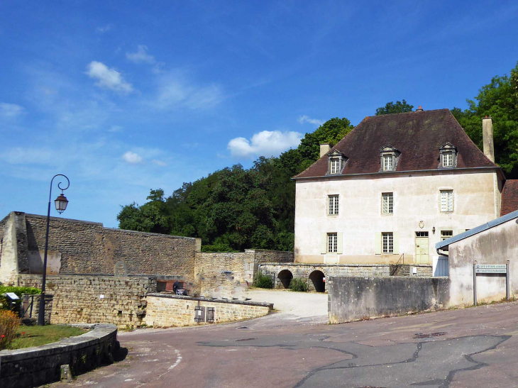 Le gîte d'étape - Alise-Sainte-Reine