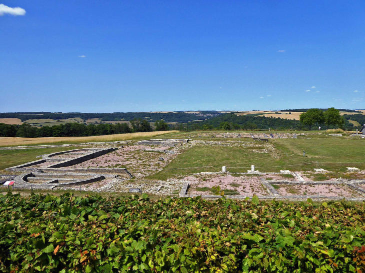 Les fouilles gallo-romaines - Alise-Sainte-Reine